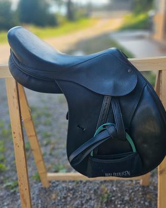 Sella da salto Gianetti16,5"con staffilli e staffe