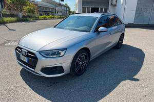 Audi A4 40 TDI quattro