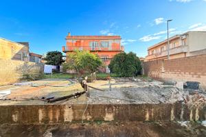 Terreno edificabile di 228 mq e progetto approvato