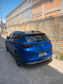 Auto opel