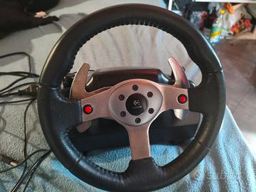 Logitech g25 solo volante leggere