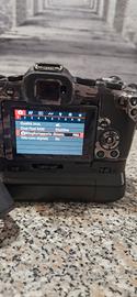 canon r8