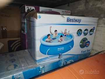 piscina gonfiabile da MT 3,6 di diametro 