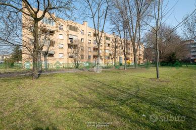4 LOCALI A CASTELFRANCO EMILIA
