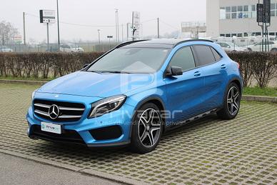 MERCEDES GLA 200 d Automatic Premium