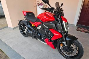 Ducati Diavel v4 2023