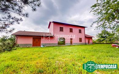 CASA INDIPENDENTE SU 4 LATI CON GIARDINO E TERRENO