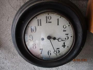 Orologio a pendolo 800 cappello da prete