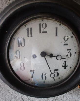 Orologio a pendolo 800 cappello da prete