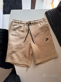 pantaloncini Nike