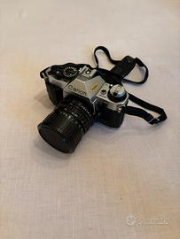 Macchina fotografica Canon AE1