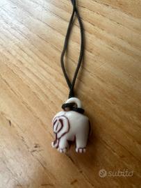 Collana elefante finto avorio