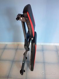 Panca da palestra ad inclinazione regolabile