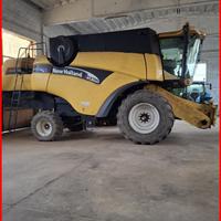Mietitrebbia New Holland CX 780