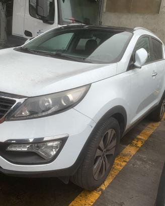 Ricambi usati Kia Sportage 2014 1.7 diesel d4fd