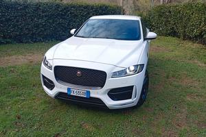 JAGUAR F PACE 