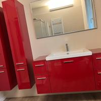 Mobile lavabo e 2 colonne / arredo bagno