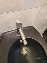 Rubinetto bidet e lavabo