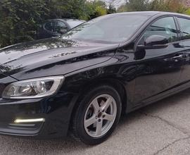 Volvo V60 2.0 D2 EURO6 ok Neopatentati