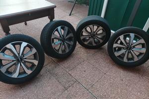 Cerchi e gomme Michelin 195/55r16 87H Kia stonic