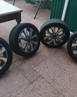 Cerchi e gomme Michelin 195/55r16 87H Kia stonic