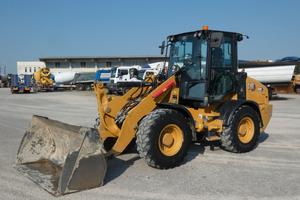 CATERPILLAR 908