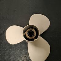 elica  11 ⅝ x 11 originale yamaha 40/60