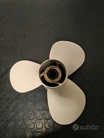 elica  11 ⅝ x 11 originale yamaha 40/60