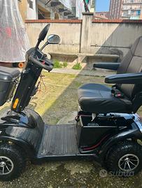 Scooter elettrico per disabili