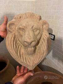 Maschere testa di leone