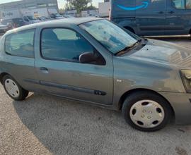 RENAULT Clio 2ª serie - 2002