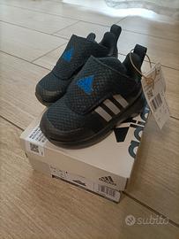 scarpe Adidas bambino nuove con cartellino 