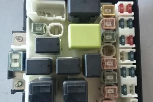 Scatola Porta Fusibili Mazda 323 F 9H26