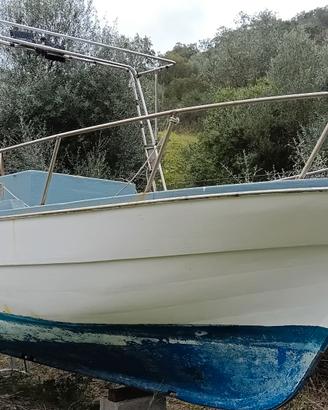 Barca da Pesca Completamente resinata 6 mt