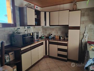 Cucina componibile senza elettrodomestici