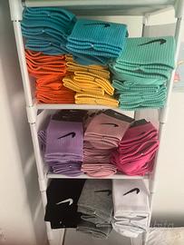 Calzini nike di vari colorazioni mai usati nuovi