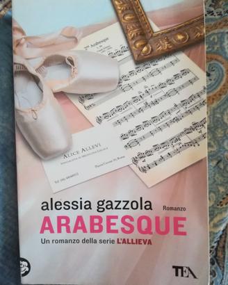 Libro Arabesque di Alessia Gazzola