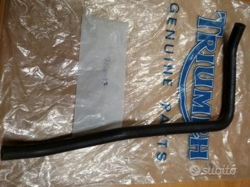 T2100137 Tubo Radiatore Triumph 1050