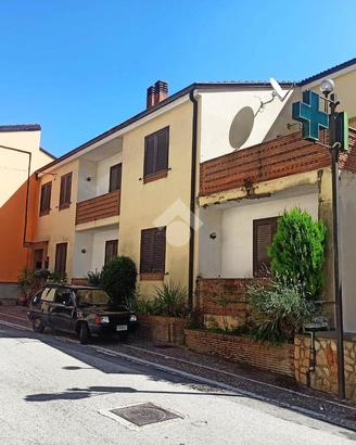 4 LOCALI A SANTA PAOLINA