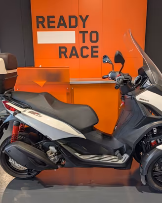 Piaggio MP3 Sport