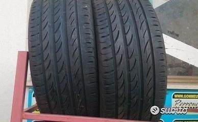 Coppia di pneumatici usati 215 45 17 pirelli