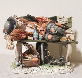 Capodimonte clochard barbone Ubriaco