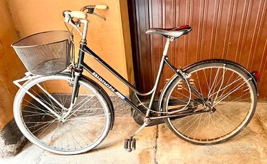 BICI DA DONNA 26’ BIANCHI  CESTINO(a Loreto)