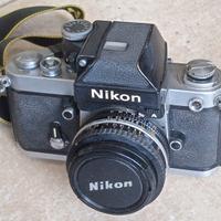 Macchina fotografica FM2