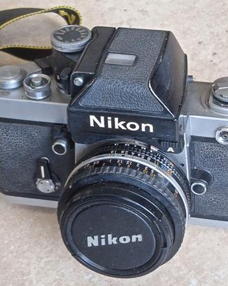 Macchina fotografica FM2