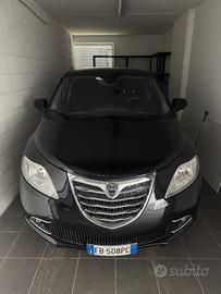 Lancia Ypsilon 1.2 69 CV 5 porte Gold