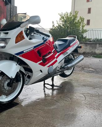 Honda cbr 1000f 1990 iscritta asi