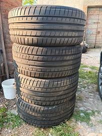245/40/18 estive