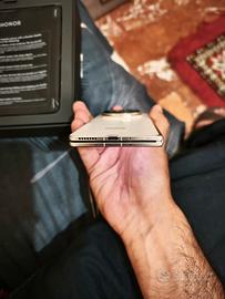 honor magic v5 