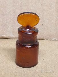 BOTTIGLIA piccola  tappo a goccia in vetro ambrato